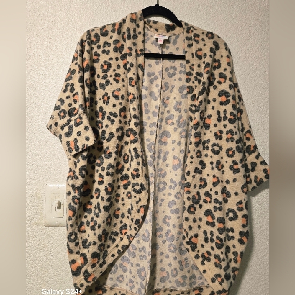 LuLaRoe Tan and Black Leopard Print Cardigan - Picture 6 of 8